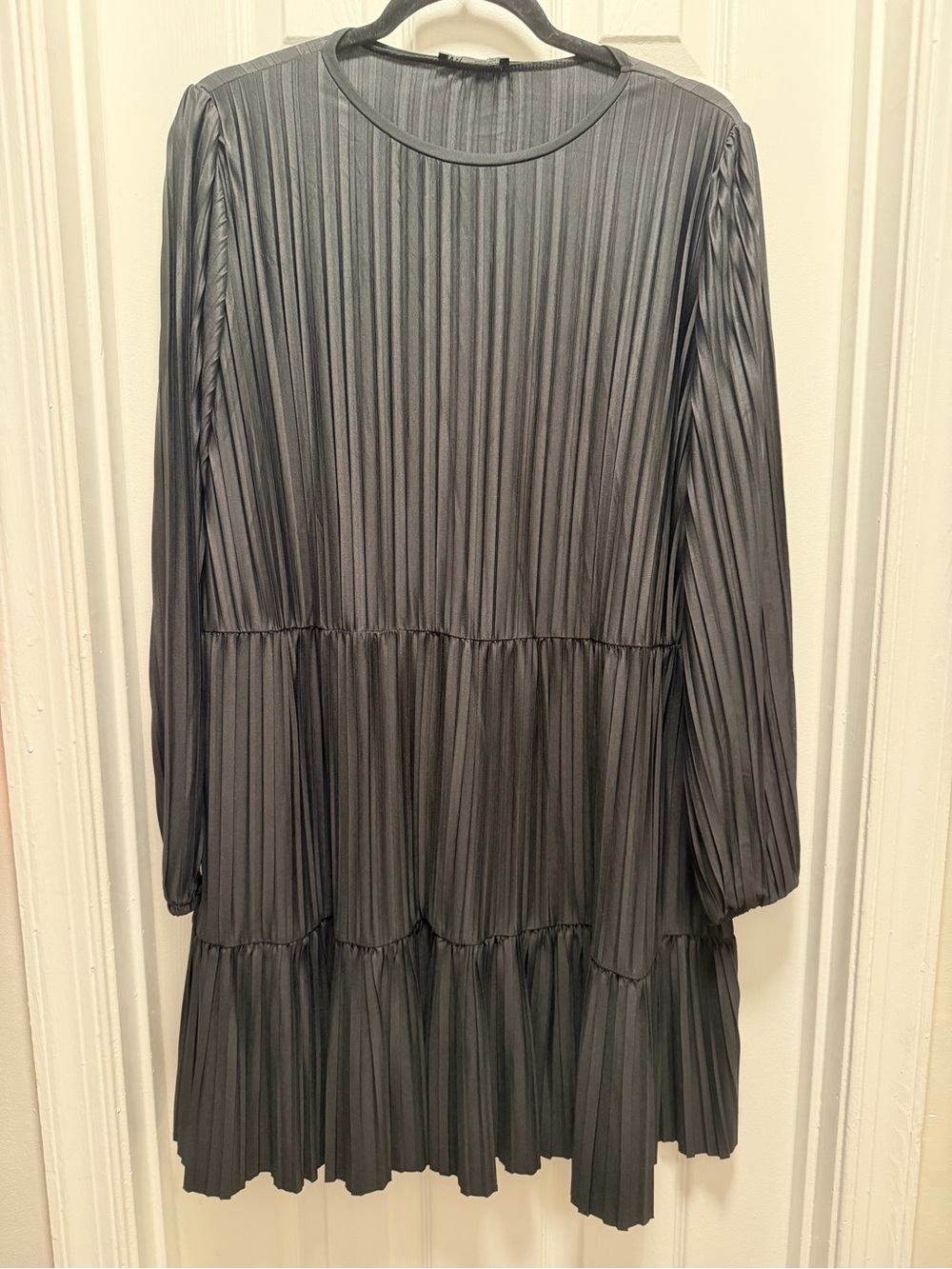 Zara Black Pleated Long-Sleeve Tiered Dress